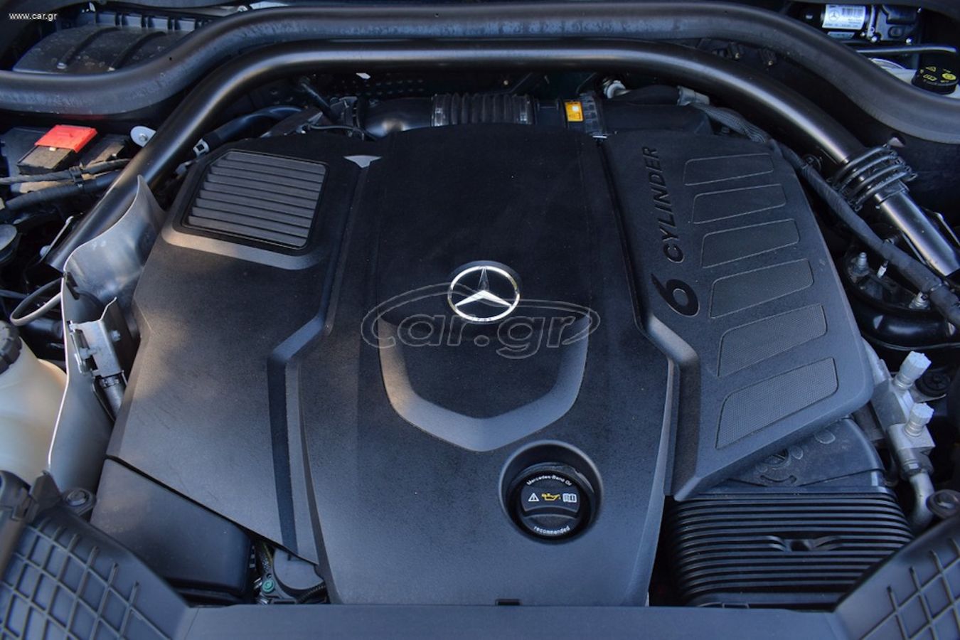 Mercedes G-Class G 350d: Η πολυτέλεια συναντά το πραγματικό off-road